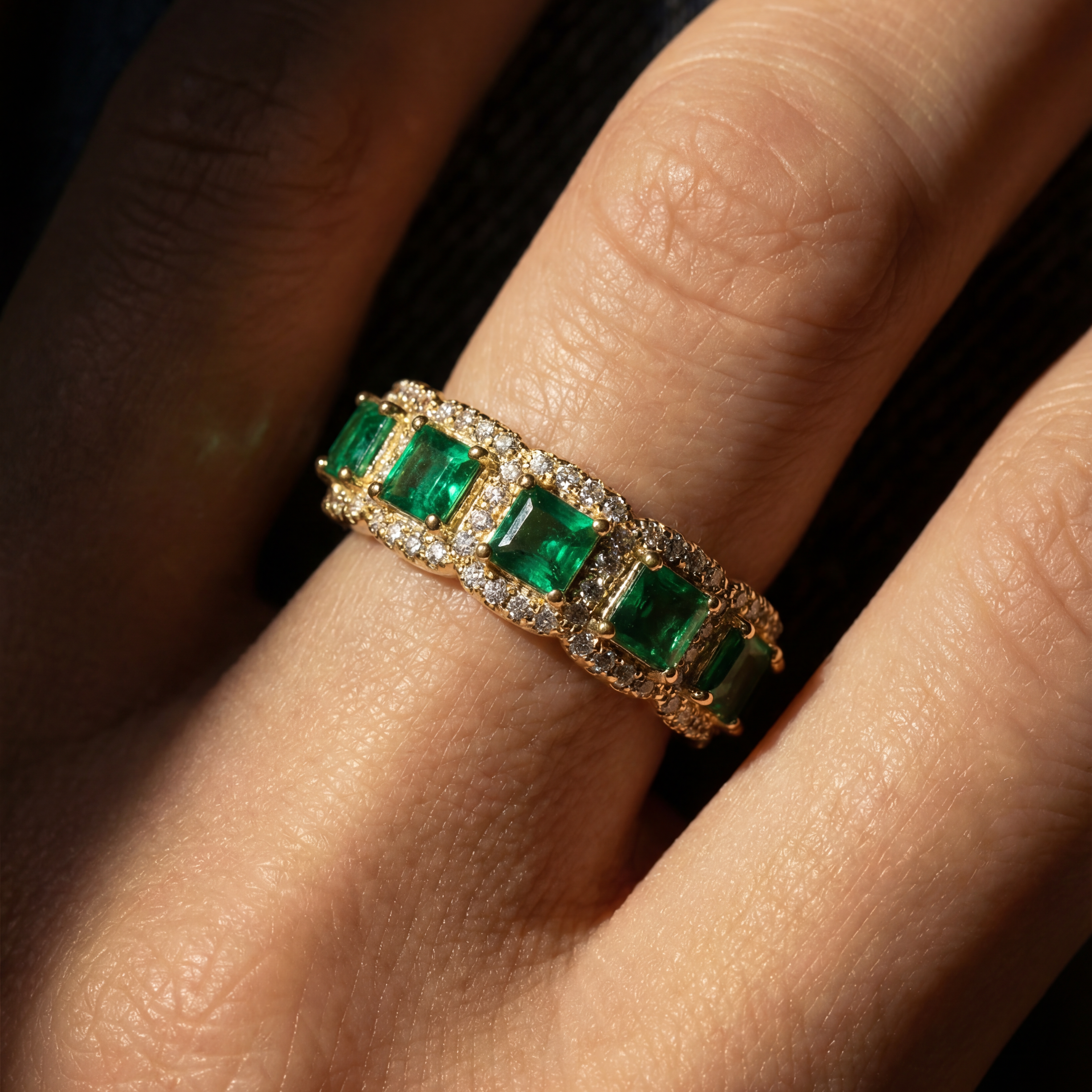 Crystalline Ring by Ora Ana worn on the finger