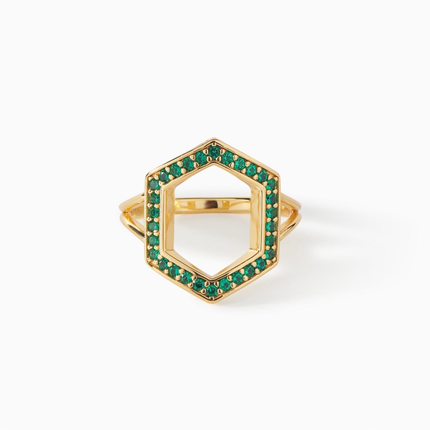 Donna Ring with an emerald CZ gemstone from Ora Ana