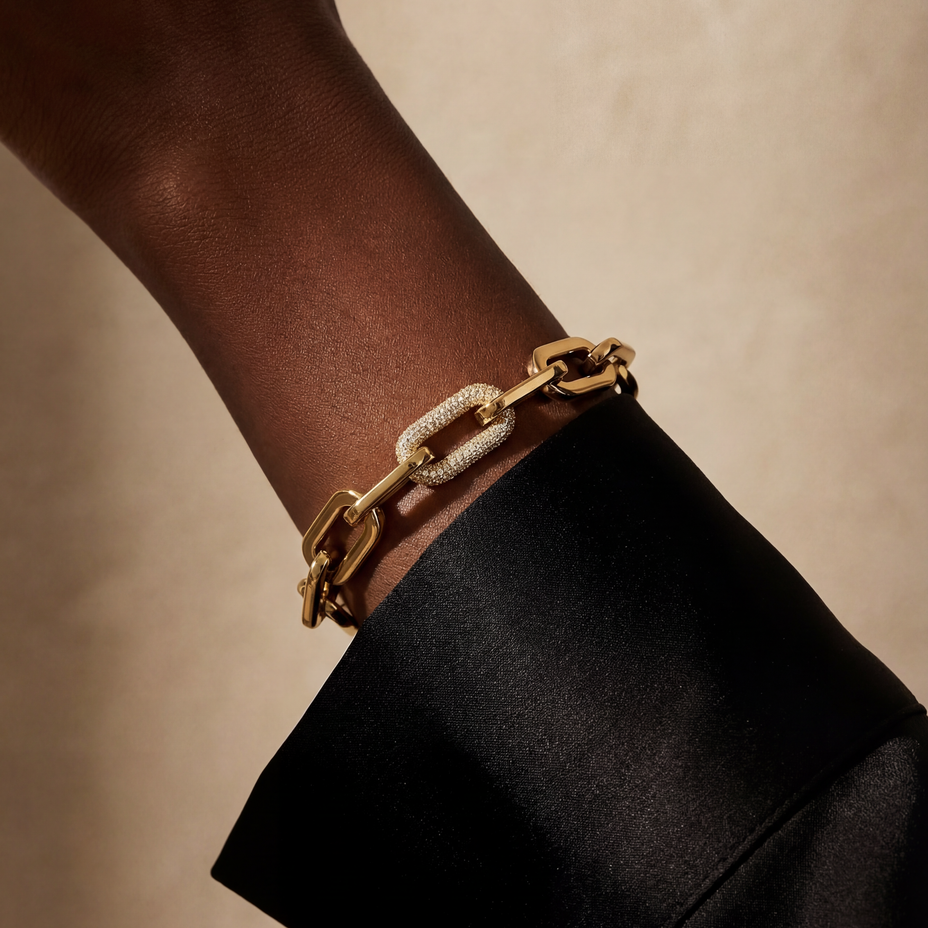 Daphne Link Bracelet by Ora Ana worn on the wrist