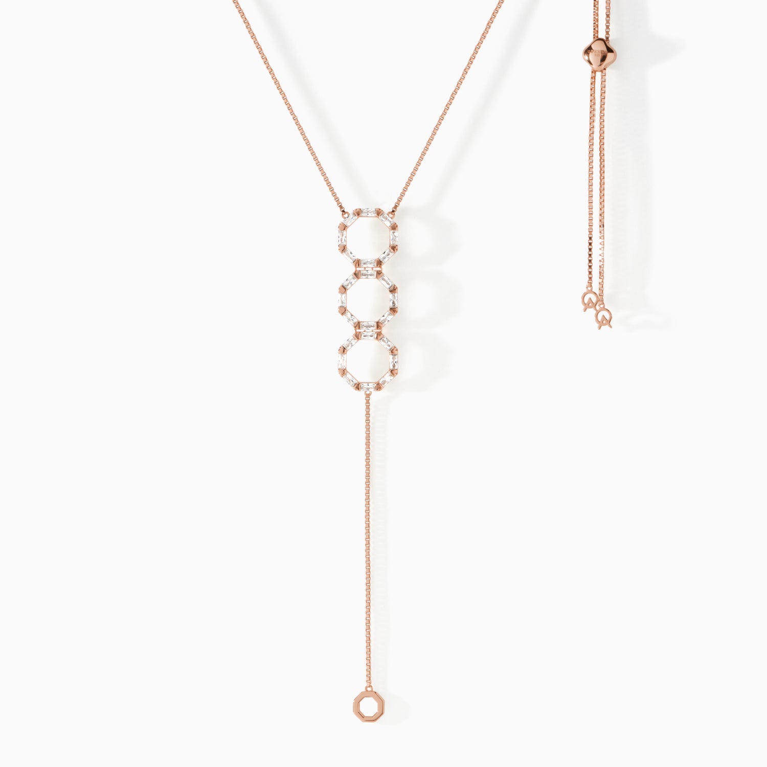 Ora Ana Stella Lariat Necklace on the box chain, close view